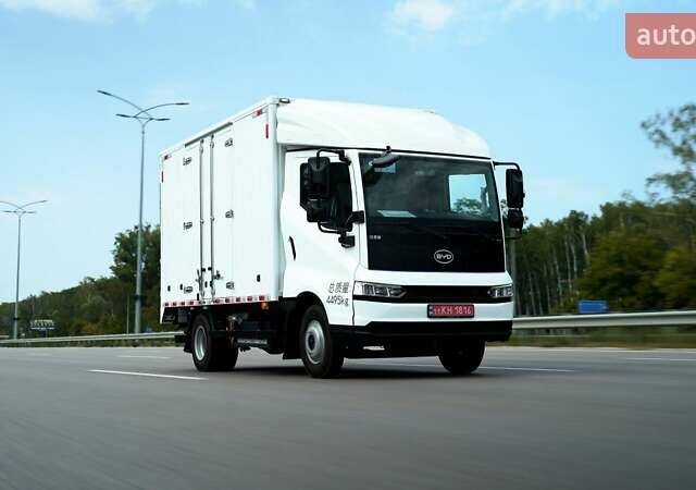 Белый БИД Т5, объемом двигателя 2.3 л и пробегом 1 тыс. км за 52000 $, фото 1 на Automoto.ua