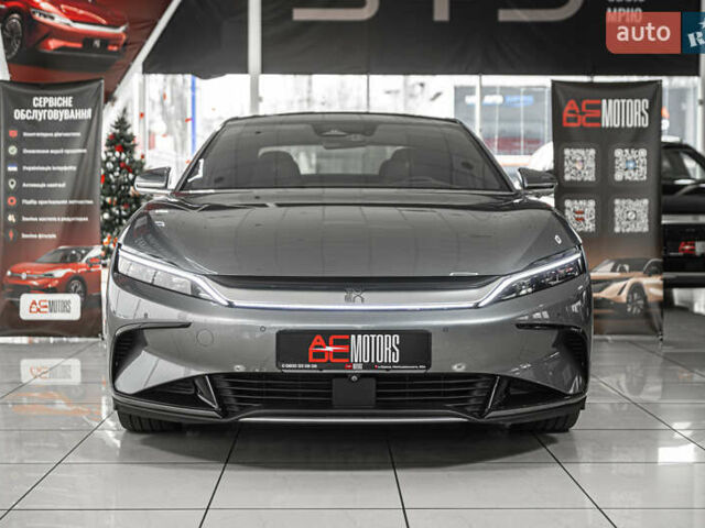 Серый БИД Han, объемом двигателя 0 л и пробегом 9 тыс. км за 31900 $, фото 1 на Automoto.ua