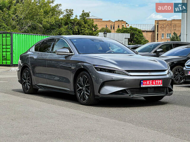 Серый БИД Han, объемом двигателя 0 л и пробегом 1 тыс. км за 35450 $, фото 1 на Automoto.ua