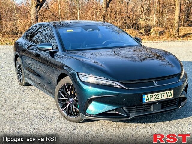 Зеленый БИД Han, объемом двигателя 0 л и пробегом 60 тыс. км за 33800 $, фото 1 на Automoto.ua