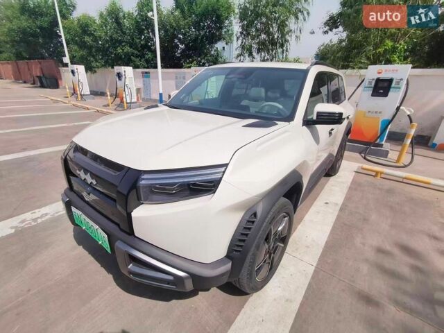Белый БИД Leopard 3, объемом двигателя 0 л и пробегом 8 тыс. км за 29400 $, фото 1 на Automoto.ua