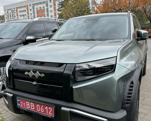 Зеленый БИД Leopard 3, объемом двигателя 0 л и пробегом 700 тыс. км за 25500 $, фото 1 на Automoto.ua