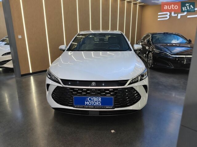 Білий БІД Qin Plus, об'ємом двигуна 1.5 л та пробігом 6 тис. км за 21900 $, фото 1 на Automoto.ua