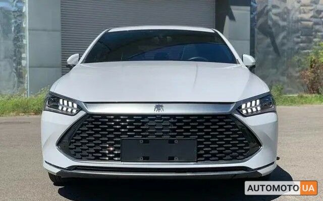 купить новое авто БИД Qin Plus 2026 года от официального дилера VinAVto БИД фото