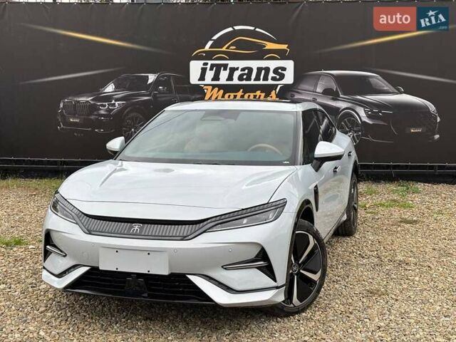 Белый БИД Song L, объемом двигателя 0 л и пробегом 1 тыс. км за 27499 $, фото 1 на Automoto.ua