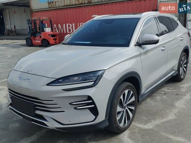 Бежевый БИД Song Plus, объемом двигателя 1.5 л и пробегом 13 тыс. км за 28500 $, фото 1 на Automoto.ua