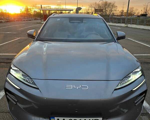 Серый БИД Song Plus, объемом двигателя 0 л и пробегом 9 тыс. км за 27500 $, фото 1 на Automoto.ua