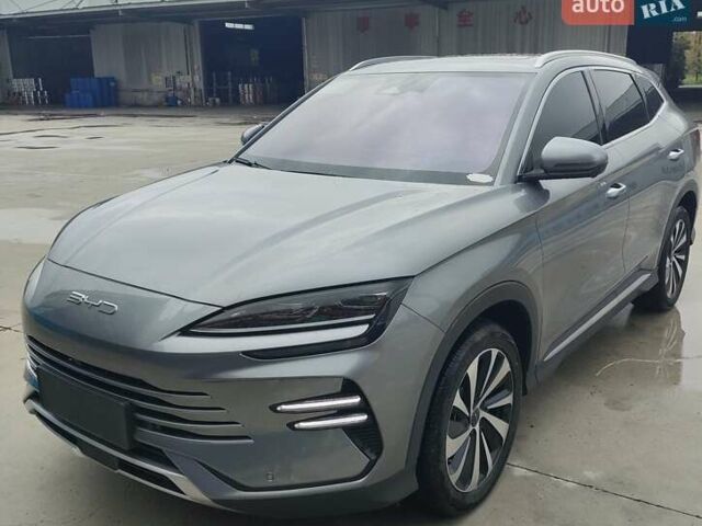 Серый БИД Song Plus, объемом двигателя 1.5 л и пробегом 20 тыс. км за 28500 $, фото 1 на Automoto.ua