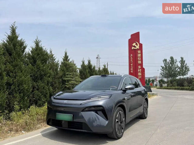 Серый БИД Tang L, объемом двигателя 0 л и пробегом 1 тыс. км за 41000 $, фото 1 на Automoto.ua