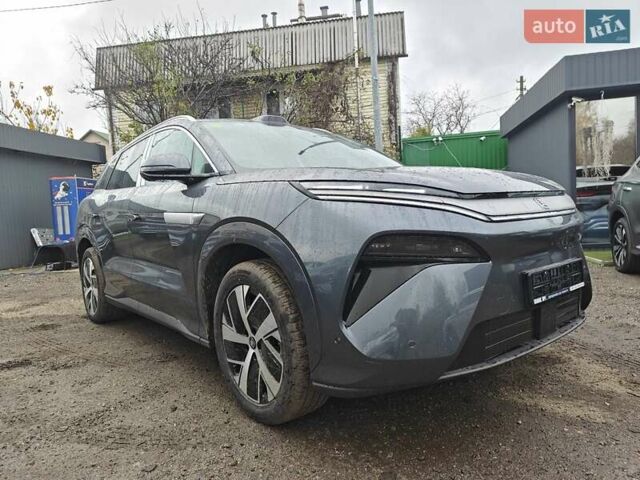 Серый БИД Tang L, объемом двигателя 0 л и пробегом 1 тыс. км за 39500 $, фото 1 на Automoto.ua