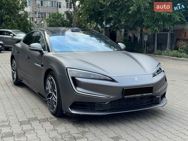 Сірий БІД YANGWANG U7, об'ємом двигуна 2 л та пробігом 7 тис. км за 109000 $, фото 1 на Automoto.ua