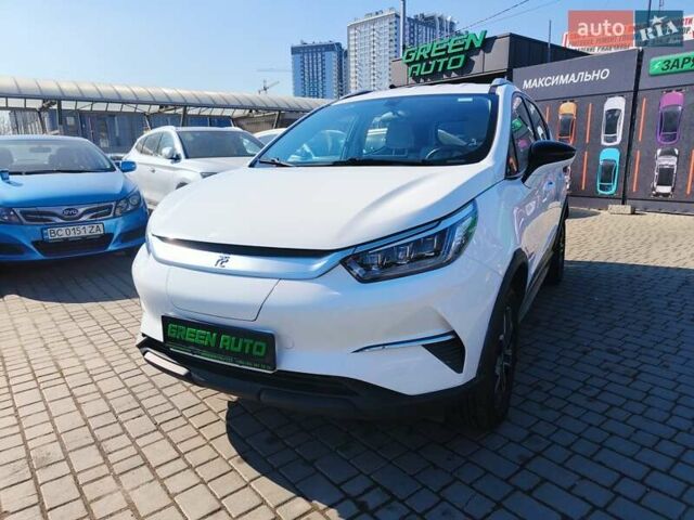 Белый БИД Yuan, объемом двигателя 0 л и пробегом 53 тыс. км за 13100 $, фото 1 на Automoto.ua