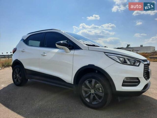 Белый БИД Yuan EV360, объемом двигателя 0 л и пробегом 47 тыс. км за 14400 $, фото 1 на Automoto.ua