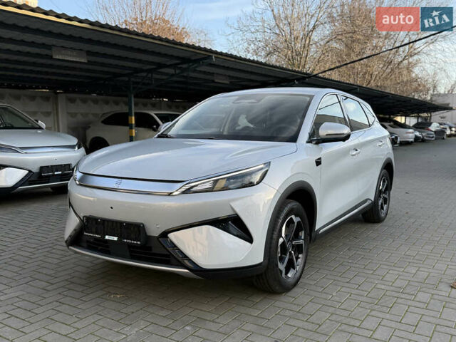 Белый БИД Yuan Plus, объемом двигателя 0 л и пробегом 1 тыс. км за 22300 $, фото 1 на Automoto.ua