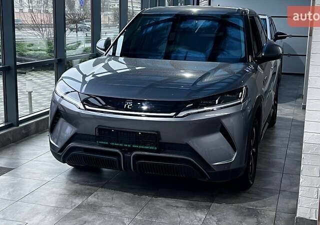 Серый БИД Yuan Up, объемом двигателя 0 л и пробегом 15 тыс. км за 17000 $, фото 1 на Automoto.ua