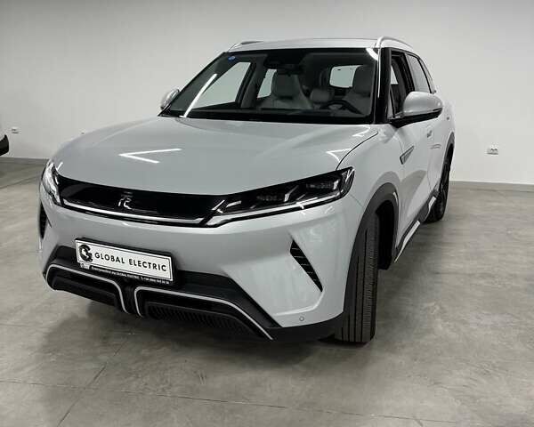 Сірий БІД Yuan Up, об'ємом двигуна 0 л та пробігом 14 тис. км за 20100 $, фото 1 на Automoto.ua