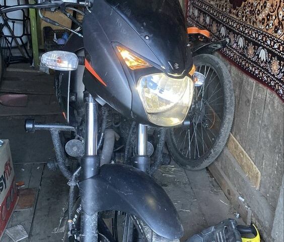 Баджадж Пульсар, объемом двигателя 0.18 л и пробегом 0 тыс. км за 1186 $, фото 1 на Automoto.ua