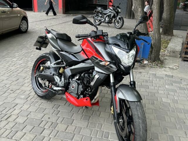 Баджадж Пульсар, об'ємом двигуна 0.2 л та пробігом 0 тис. км за 1031 $, фото 1 на Automoto.ua