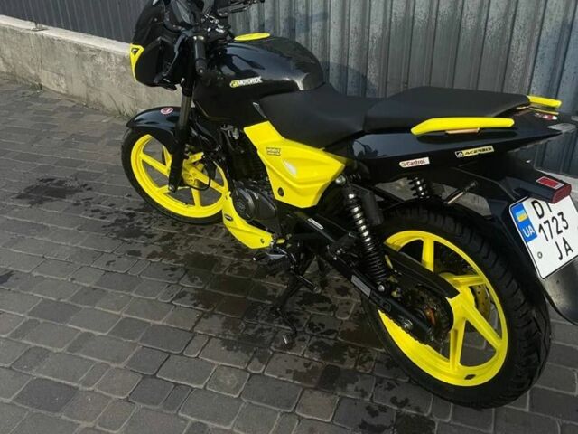 Баджадж Пульсар, объемом двигателя 0.18 л и пробегом 0 тыс. км за 1400 $, фото 1 на Automoto.ua
