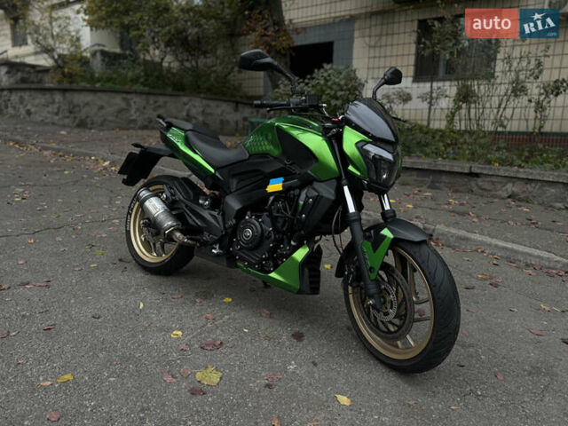 Баджадж Dominar 400 2018 в Киеве на Automoto.ua Зеленый Баджадж Dominar 400, объемом двигателя 0.4 л и пробегом 11 тыс. км за 3400 $, фото 1 на Automoto.ua