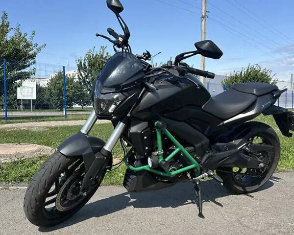 Черный Баджадж Dominar D400, объемом двигателя 0.37 л и пробегом 16 тыс. км за 3500 $, фото 1 на Automoto.ua