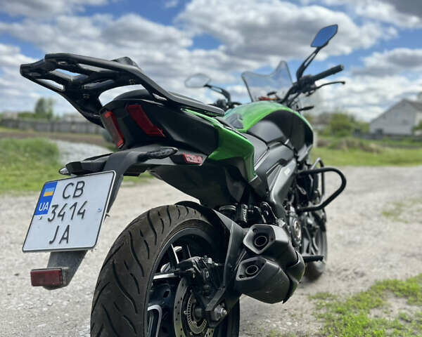 Зелений Баджадж Dominar D400, об'ємом двигуна 0.37 л та пробігом 1 тис. км за 4200 $, фото 1 на Automoto.ua
