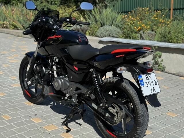 Баджадж Pulsar 180, объемом двигателя 0.18 л и пробегом 0 тыс. км за 1650 $, фото 1 на Automoto.ua