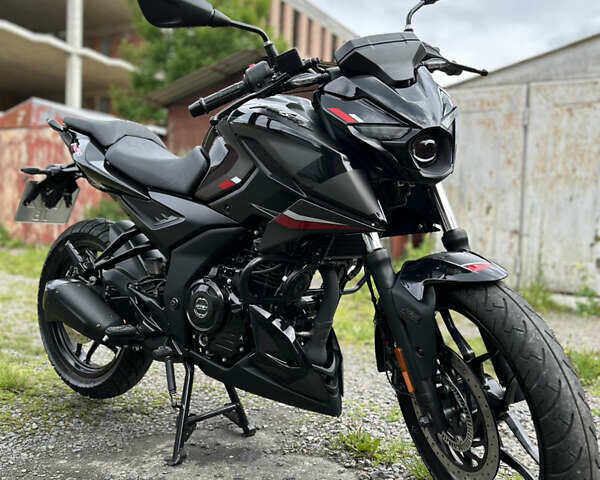 Баджадж Pulsar N250, объемом двигателя 0.25 л и пробегом 3 тыс. км за 3200 $, фото 1 на Automoto.ua