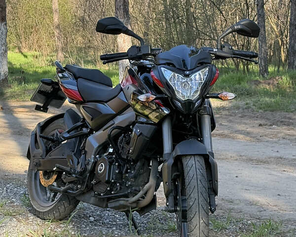 Черный Баджадж Pulsar NS200, объемом двигателя 0.2 л и пробегом 5 тыс. км за 2600 $, фото 1 на Automoto.ua
