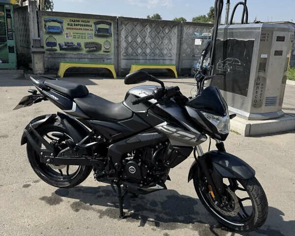 Чорний Баджадж Pulsar NS200, об'ємом двигуна 0.2 л та пробігом 23 тис. км за 2150 $, фото 1 на Automoto.ua