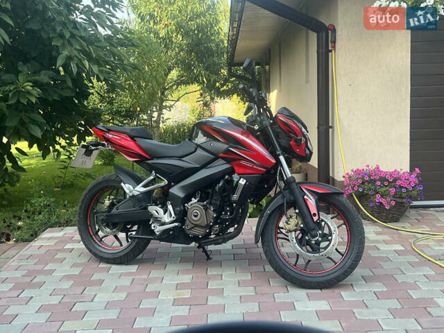 Черный Баджадж Pulsar NS200, объемом двигателя 0.2 л и пробегом 1 тыс. км за 2000 $, фото 1 на Automoto.ua