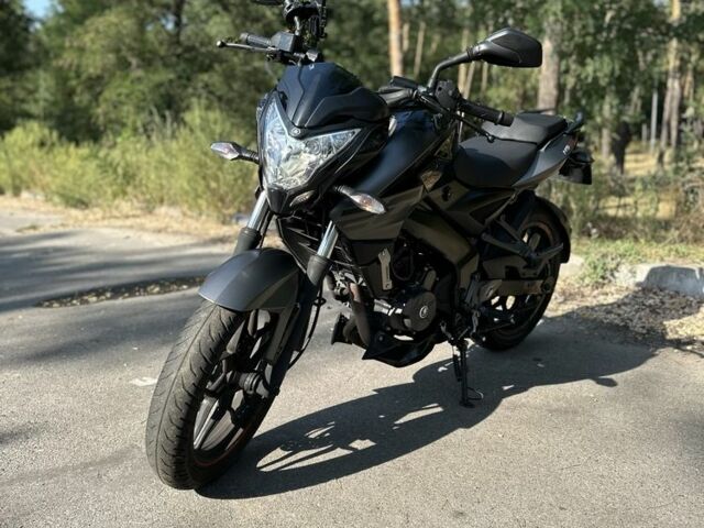 Черный Баджадж Pulsar NS200, объемом двигателя 0.2 л и пробегом 0 тыс. км за 1450 $, фото 1 на Automoto.ua