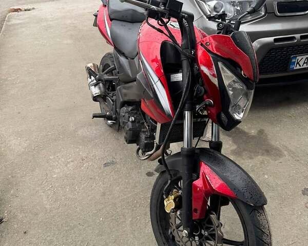 Красный Баджадж Pulsar NS200, объемом двигателя 0.2 л и пробегом 21 тыс. км за 900 $, фото 1 на Automoto.ua