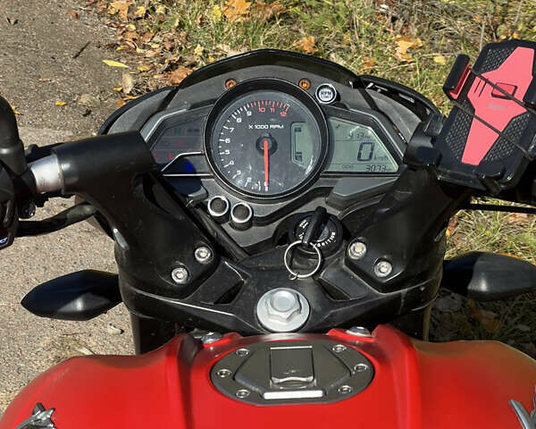Красный Баджадж Pulsar NS200, объемом двигателя 0.2 л и пробегом 5 тыс. км за 2500 $, фото 1 на Automoto.ua
