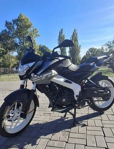 Баджадж Pulsar NS200, об'ємом двигуна 0.2 л та пробігом 8 тис. км за 2500 $, фото 1 на Automoto.ua