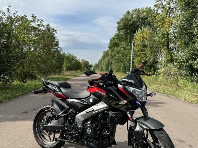 Баджадж Pulsar NS200, объемом двигателя 0.2 л и пробегом 0 тыс. км за 2250 $, фото 1 на Automoto.ua