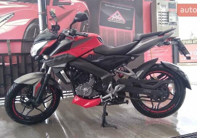 Баджадж Pulsar NS200, объемом двигателя 0.2 л и пробегом 3 тыс. км за 2500 $, фото 1 на Automoto.ua