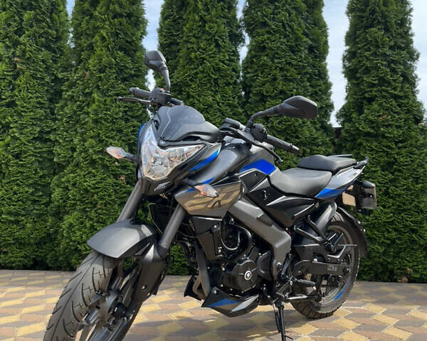 Сірий Баджадж Pulsar NS200, об'ємом двигуна 0.2 л та пробігом 4 тис. км за 2550 $, фото 1 на Automoto.ua