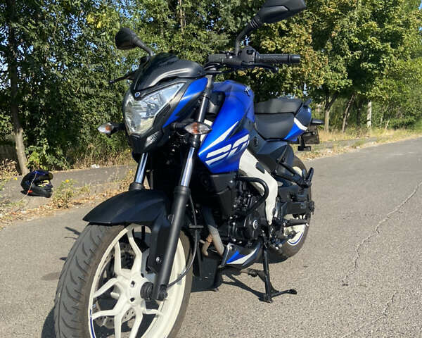 Синий Баджадж Pulsar NS200, объемом двигателя 0.2 л и пробегом 11 тыс. км за 2100 $, фото 1 на Automoto.ua