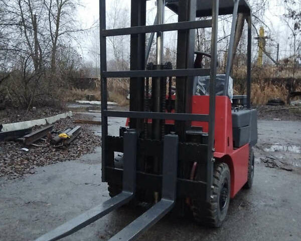 Красный Балканкар DV 1661, объемом двигателя 2.5 л и пробегом 1 тыс. км за 6969 $, фото 1 на Automoto.ua