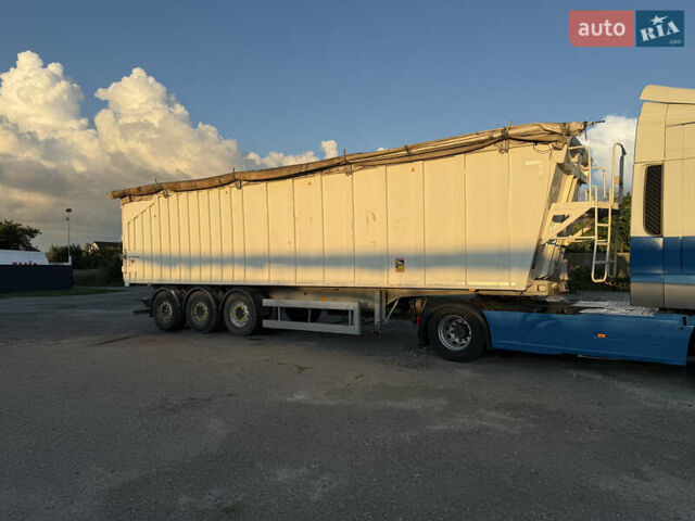 Беналу Беналу, объемом двигателя 0 л и пробегом 560 тыс. км за 21000 $, фото 1 на Automoto.ua