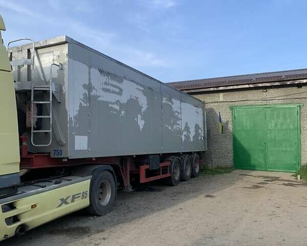 Красный Беналу Optiliner, объемом двигателя 0 л и пробегом 300 тыс. км за 27500 $, фото 1 на Automoto.ua