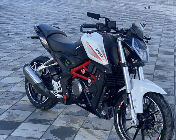 Бенелли 251S, объемом двигателя 0 л и пробегом 9 тыс. км за 2450 $, фото 1 на Automoto.ua
