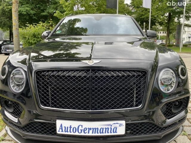 Бентлі Бентайга, об'ємом двигуна 3 л та пробігом 2 тис. км за 256920 $, фото 1 на Automoto.ua
