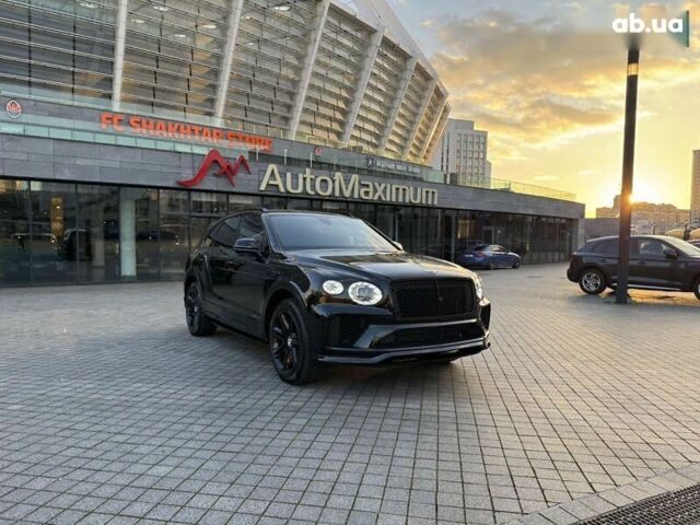 Бентли Бентайга, объемом двигателя 6 л и пробегом 15 тыс. км за 230000 $, фото 1 на Automoto.ua