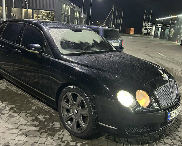 Чорний Бентлі Continental Flying Spur, об'ємом двигуна 6 л та пробігом 120 тис. км за 21700 $, фото 1 на Automoto.ua