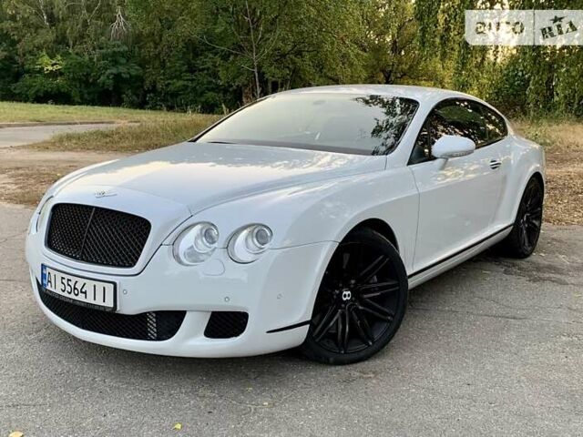 Білий Бентлі Continental GT, об'ємом двигуна 6 л та пробігом 70 тис. км за 32000 $, фото 1 на Automoto.ua