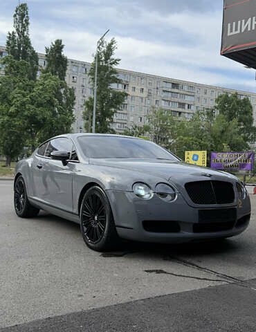 Чорний Бентлі Continental GT, об'ємом двигуна 6 л та пробігом 134 тис. км за 30000 $, фото 1 на Automoto.ua