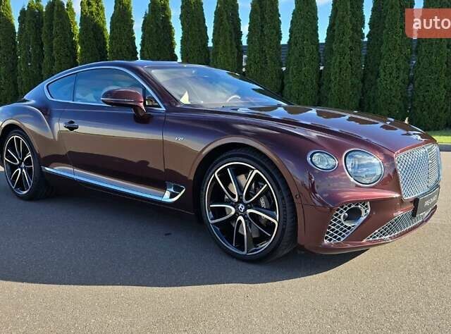 Червоний Бентлі Continental GT, об'ємом двигуна 4 л та пробігом 38 тис. км за 232563 $, фото 1 на Automoto.ua