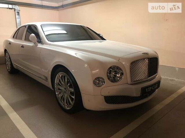 Білий Бентлі Mulsanne, об'ємом двигуна 6.75 л та пробігом 3 тис. км за 249999 $, фото 1 на Automoto.ua